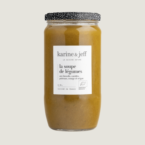 Zuppa di verdure - broccoli, carote, porri, zucca e origano